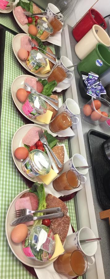 Box Bed & Breakfast エクステリア 写真